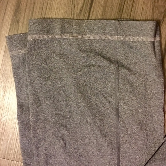 lulu lemon pants - Picture 6 of 7